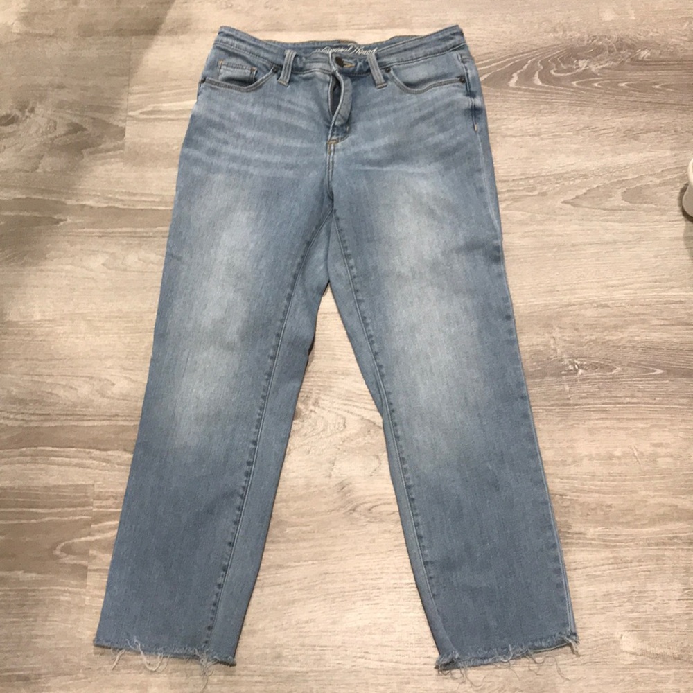 Universal Thread Raw Hem Jeans 6